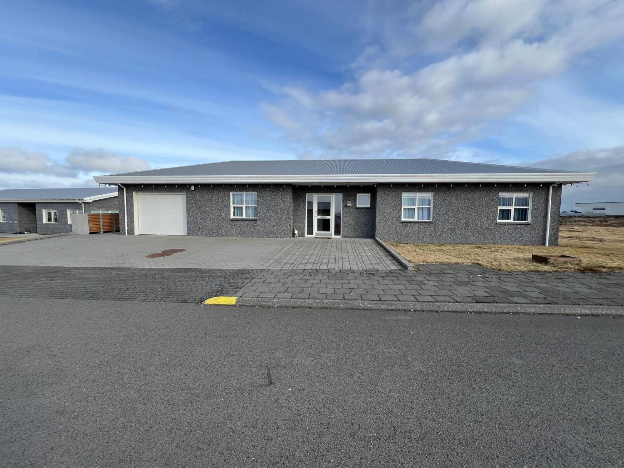 Dagpol Apartment Sandgerði Екстериор снимка